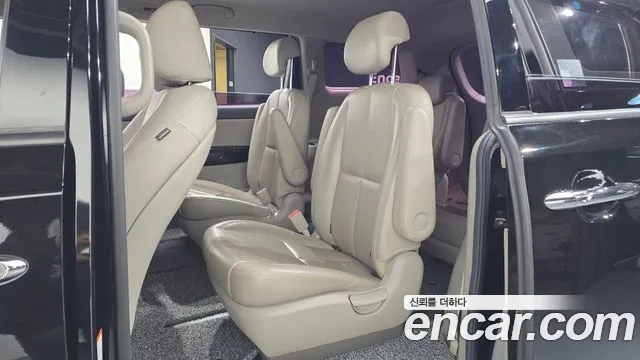 Kia Carnival 2020 thumb 11