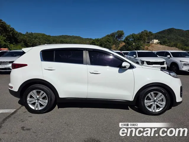 Kia Sportage 2016 thumb 4