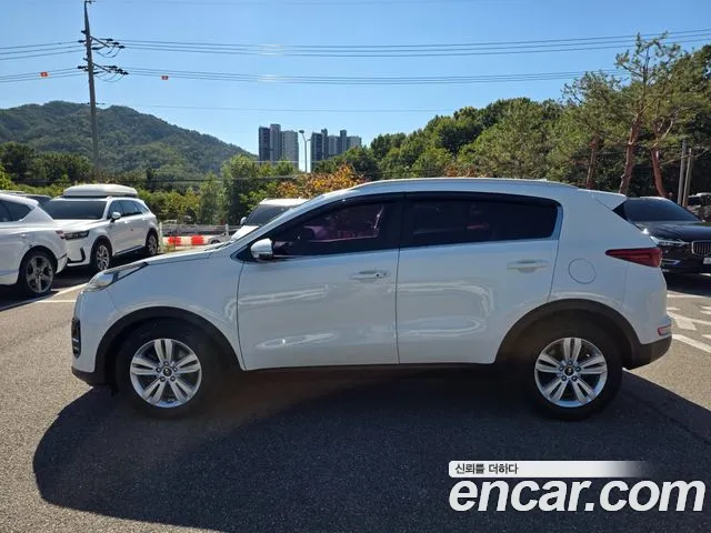 Kia Sportage 2016 thumb 8