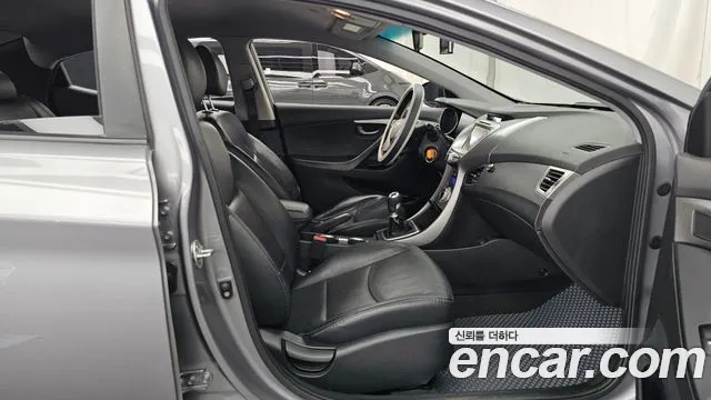 Hyundai Avante 2011 thumb 11