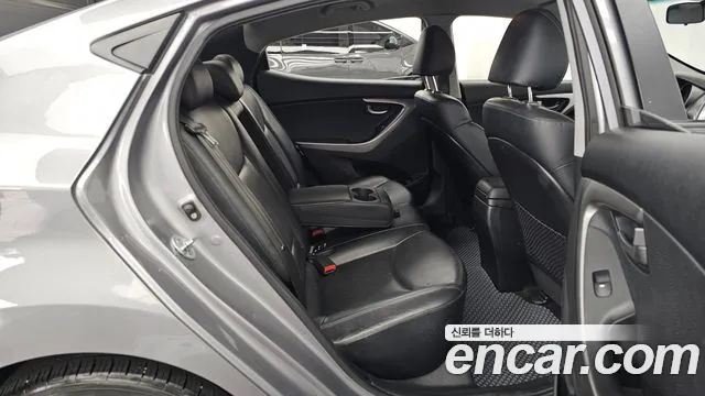 Hyundai Avante 2011 thumb 12