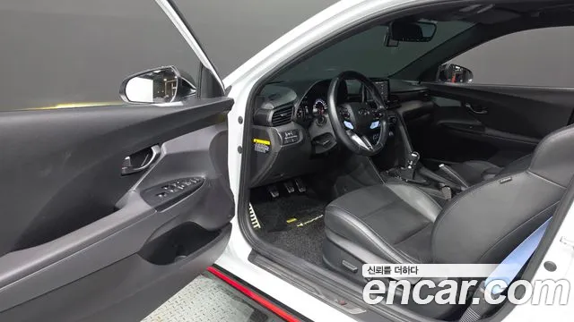 Hyundai Veloster 2019 thumb 10