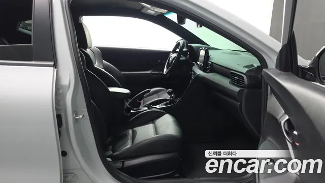 Hyundai Veloster 2019 thumb 11