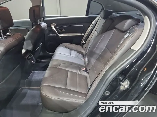 Renault-KoreaSamsung SM5 2015 thumb 10
