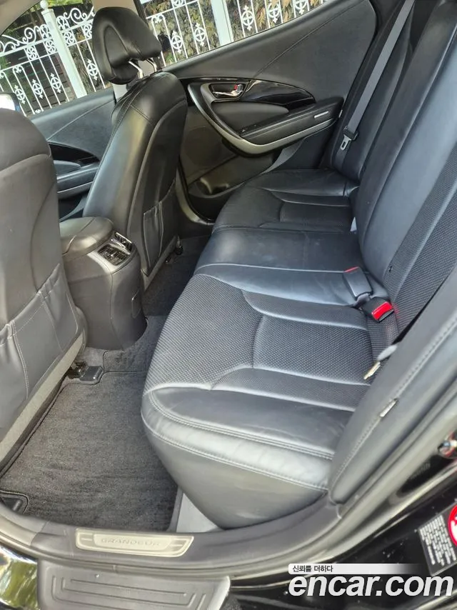 Hyundai Grandeur 2014 thumb 9