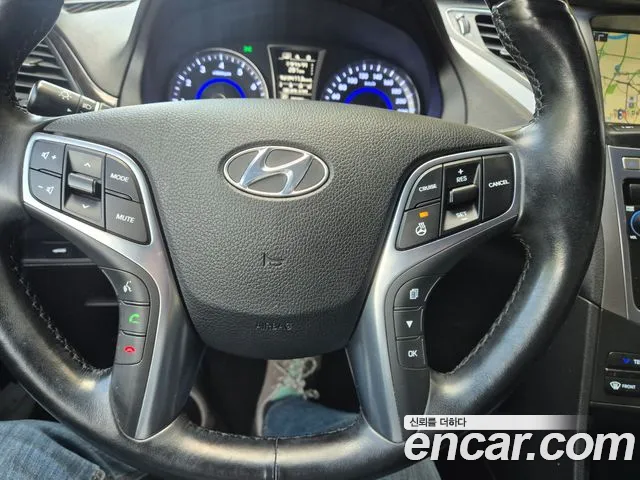 Hyundai Grandeur 2014 thumb 12