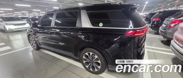 Kia Carnival 2021 thumb 6
