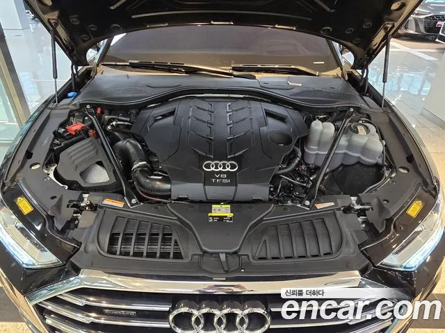 Audi A8 2021 thumb 6