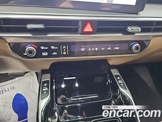 Kia Sorento 2024 thumb 10