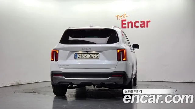 Kia Sorento 2023 thumb 4