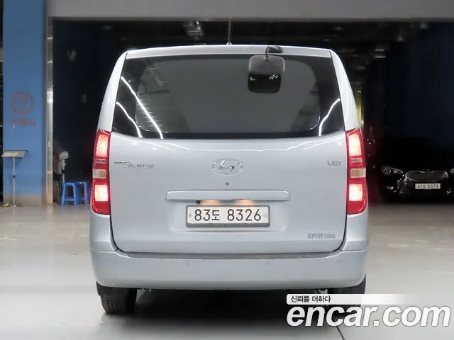 Hyundai Starex 2015 thumb 3