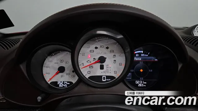 Porsche Cayman 2022 thumb 8