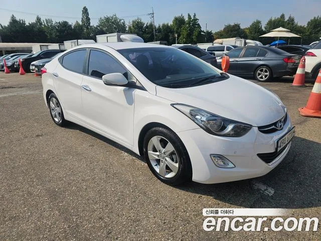 Hyundai Avante 2012 thumb 2