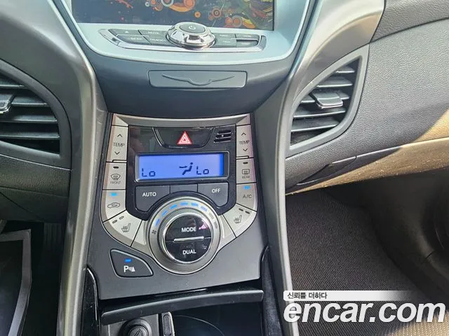 Hyundai Avante 2012 thumb 10