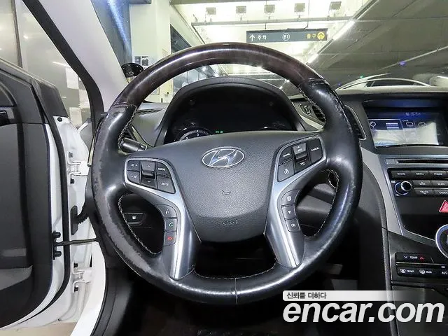 Hyundai Grandeur 2014 thumb 8