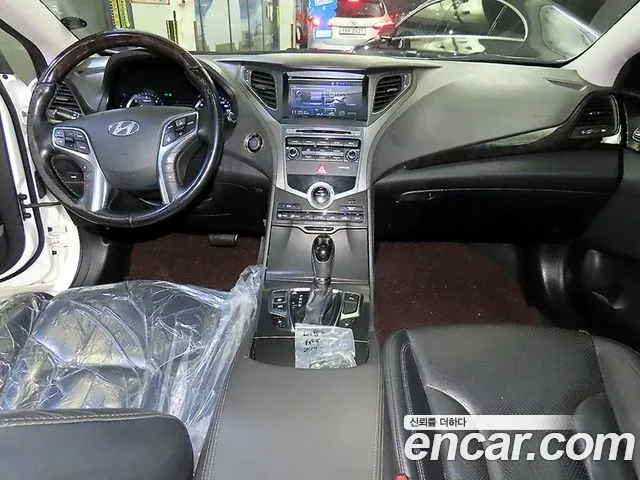 Hyundai Grandeur 2014 thumb 10