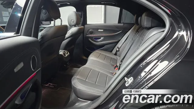 Mercedes-Benz E-Класс 2022 thumb 12