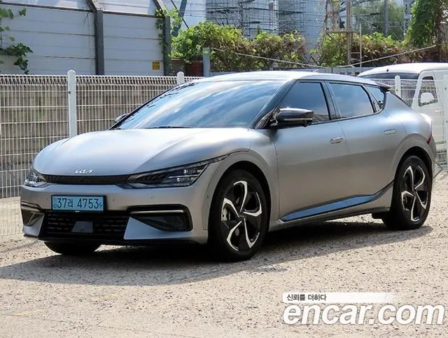 Kia EV6 2021 thumb 2
