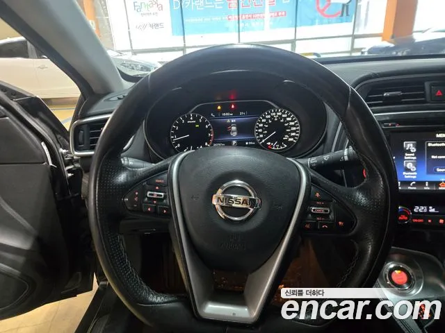 Nissan Maxima 2016 thumb 8