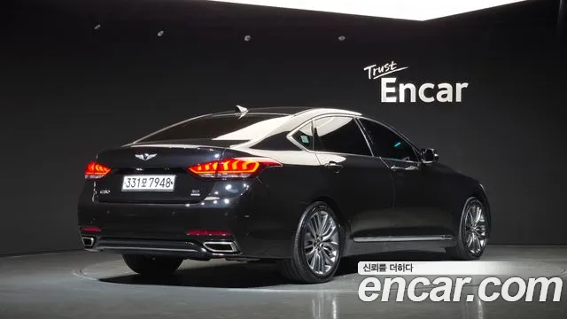 Genesis G80 2018 thumb 2