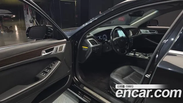 Genesis G80 2018 thumb 10