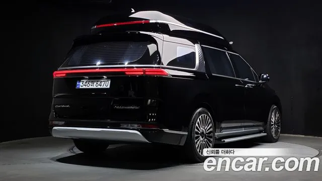 Kia Carnival 2021 thumb 2