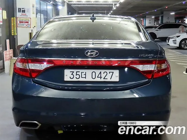 Hyundai Grandeur 2015 thumb 5