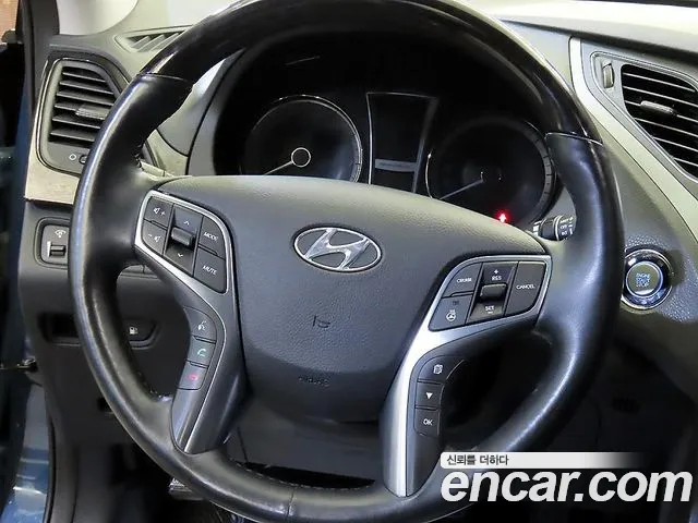Hyundai Grandeur 2015 thumb 8