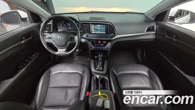 Hyundai Avante 2016 thumb 6