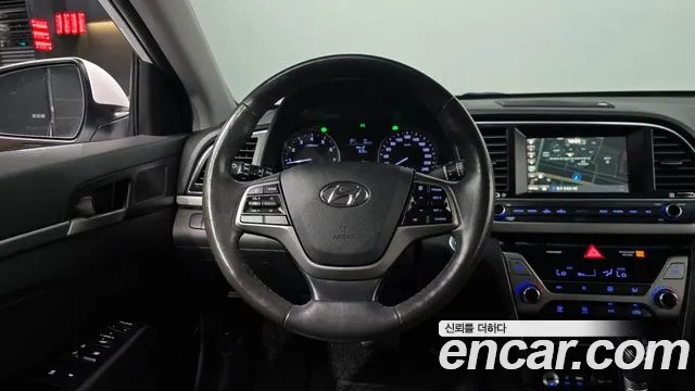 Hyundai Avante 2016 thumb 11
