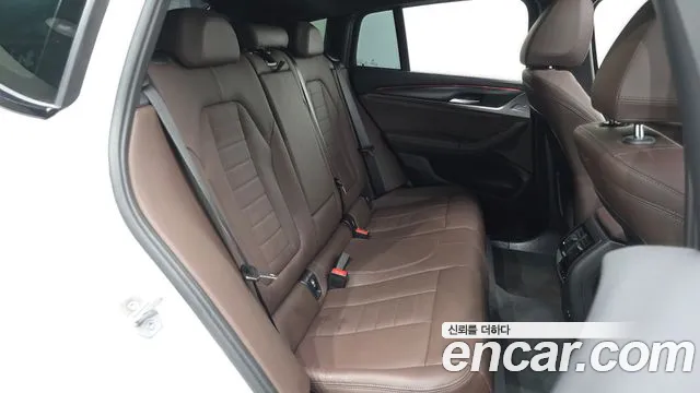 BMW X4 2023 thumb 11