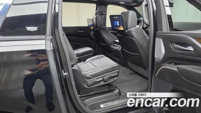 Cadillac Escalade 2024 thumb 10
