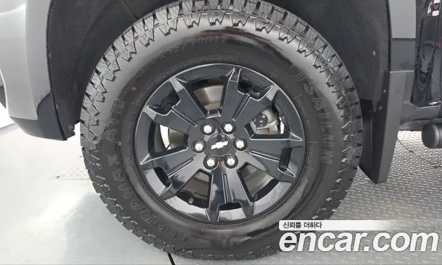 ChevroletGMDaewoo Colorado 2021 thumb 4