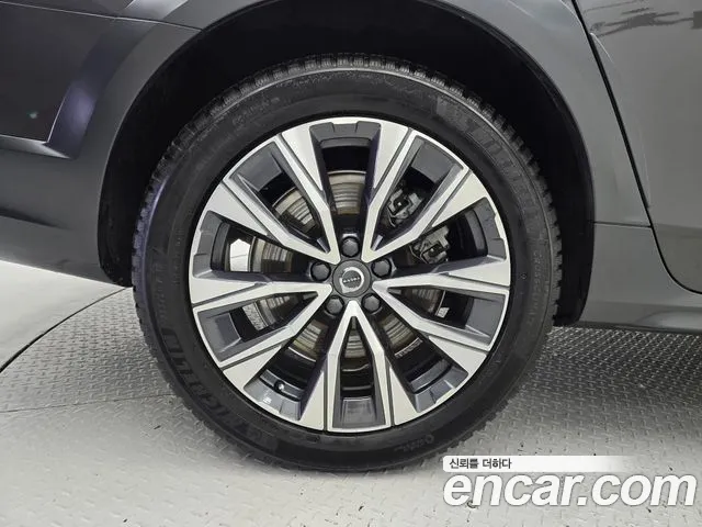 Volvo V90 2022 thumb 5