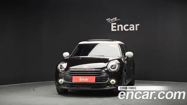 MINI Clubman 2020 thumb 2