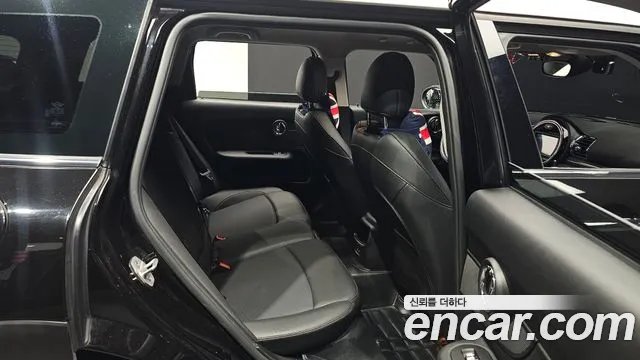 MINI Clubman 2020 thumb 10