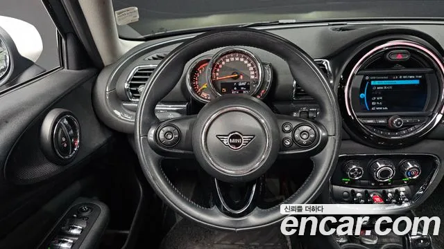 MINI Clubman 2020 thumb 12