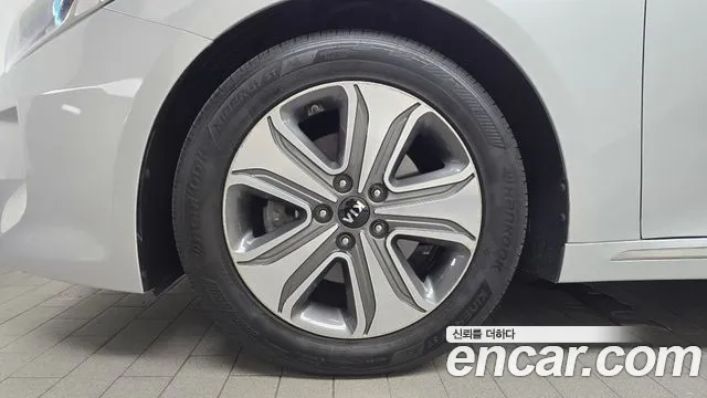 Kia K5 2015 thumb 4