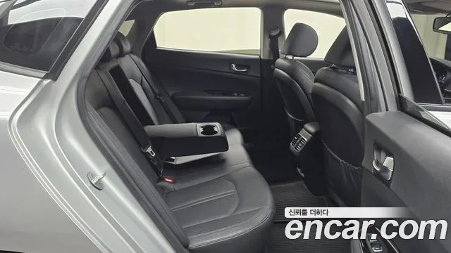 Kia K5 2015 thumb 10