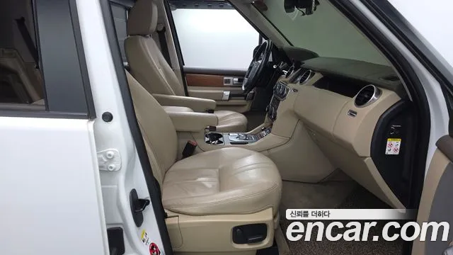 Land Rover Discovery 2016 thumb 11