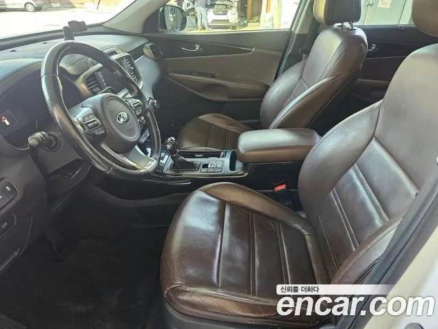 Kia Sorento 2015 thumb 10