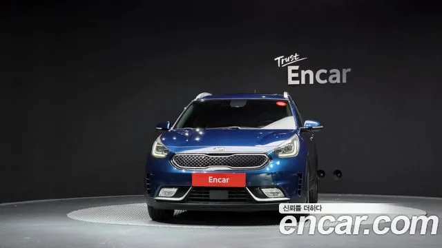 Kia Niro 2017 thumb 3