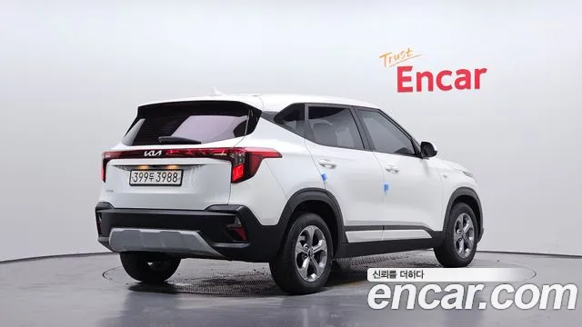 Kia Seltos 2023 thumb 2