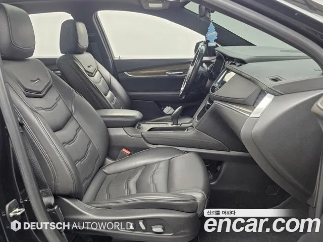 Cadillac XT5 2019 thumb 10