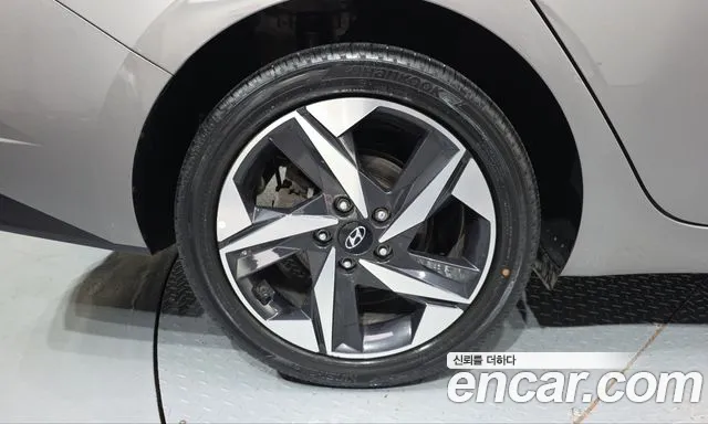 Hyundai Avante 2021 thumb 4