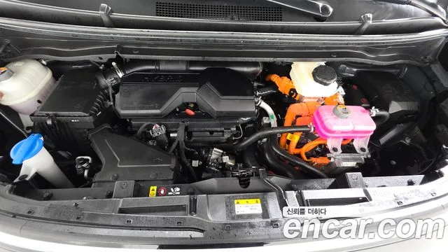 Hyundai Staria 2026 thumb 6