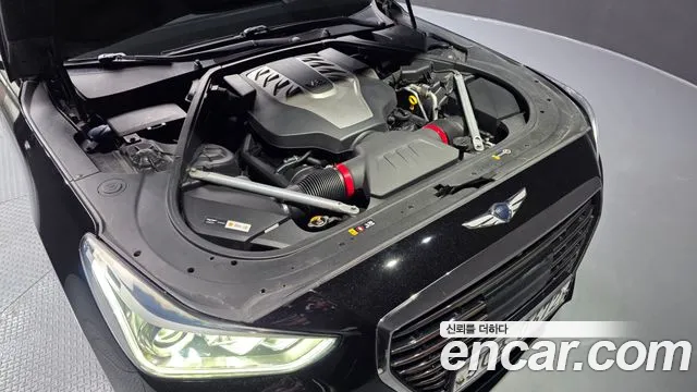 Genesis G90 2016 thumb 6