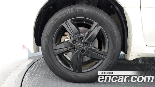 Renault-KoreaSamsung QM5 2015 thumb 5