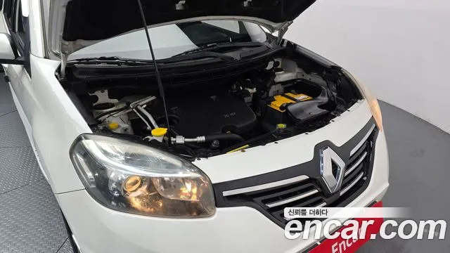 Renault-KoreaSamsung QM5 2015 thumb 6