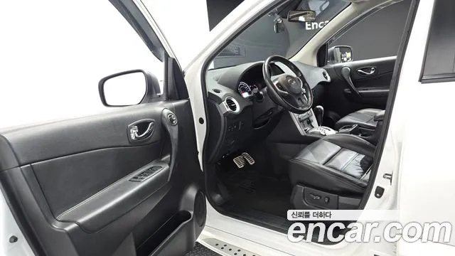 Renault-KoreaSamsung QM5 2015 thumb 10